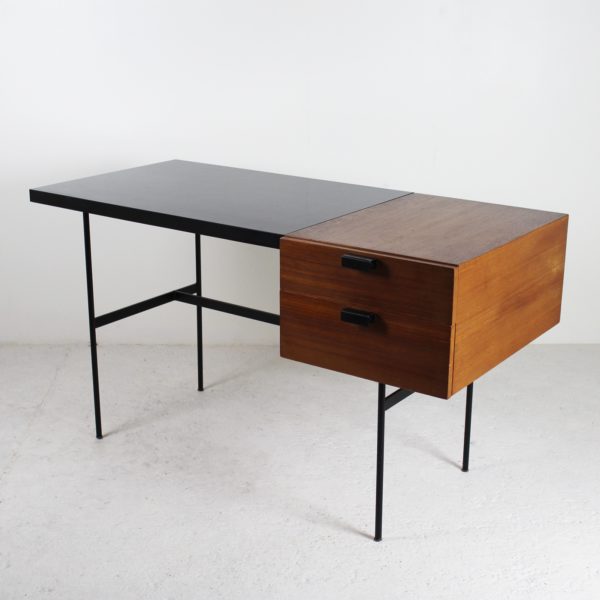 Bureau vintage 1950, de Pierre Paulin édité par Thonet, modèle CM 141, en chêne, mélaminé et métal noir.