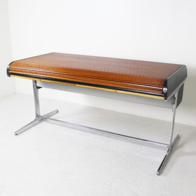 Vintage &quot;Action Office&quot; desk, by Georges Nelson for Herman Miller, 1960s. In lacquered wood, laminated walnut and cast aluminium.