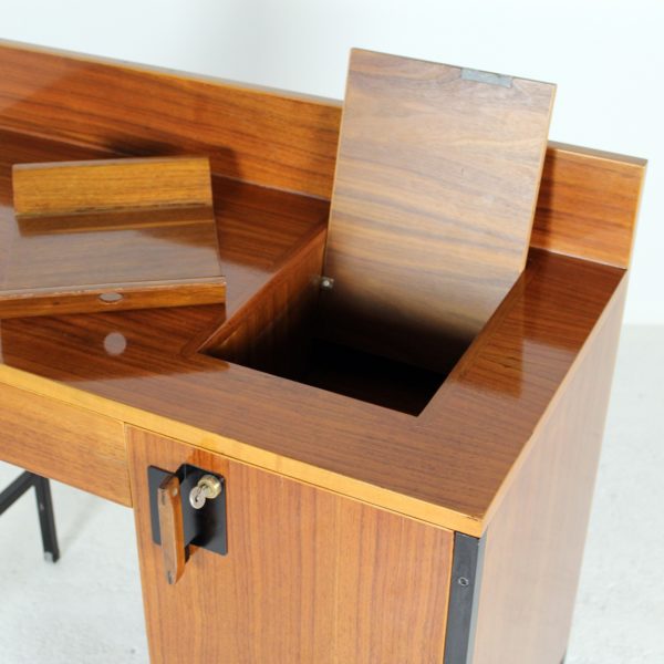 Bureau vintage, années 50, d'Ico Parisi édité par MIM, design italien.