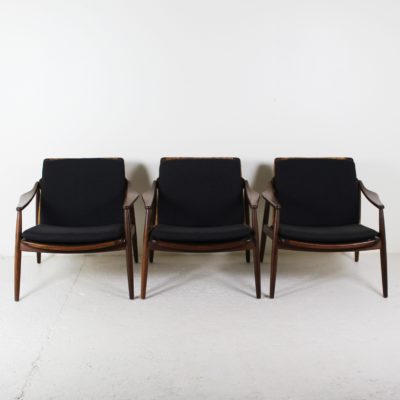 Fauteuils vintage "Easy Chair"1950, en teck et dossier canné, de Hartmut Lohmeyer, édités par Wilkhahn.