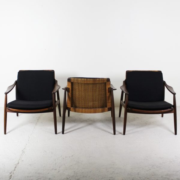 Fauteuils vintage "Easy Chair"1950, en teck et dossier canné, de Hartmut Lohmeyer, édités par Wilkhahn.