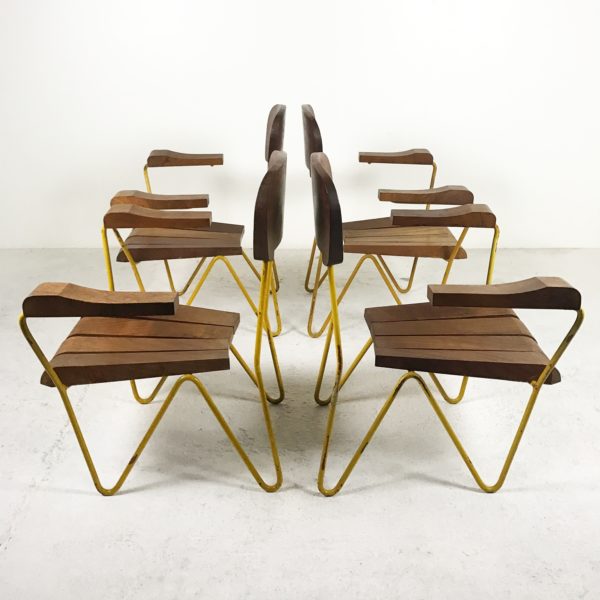Fauteuils vintage années 50, en métal jaune et bois massif, design argentin de Cesar Janello.