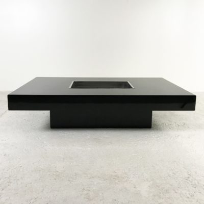 Rectangular coffee table, vintage 1970, in lacquered wood and chromed metal by Willy Rizzo.