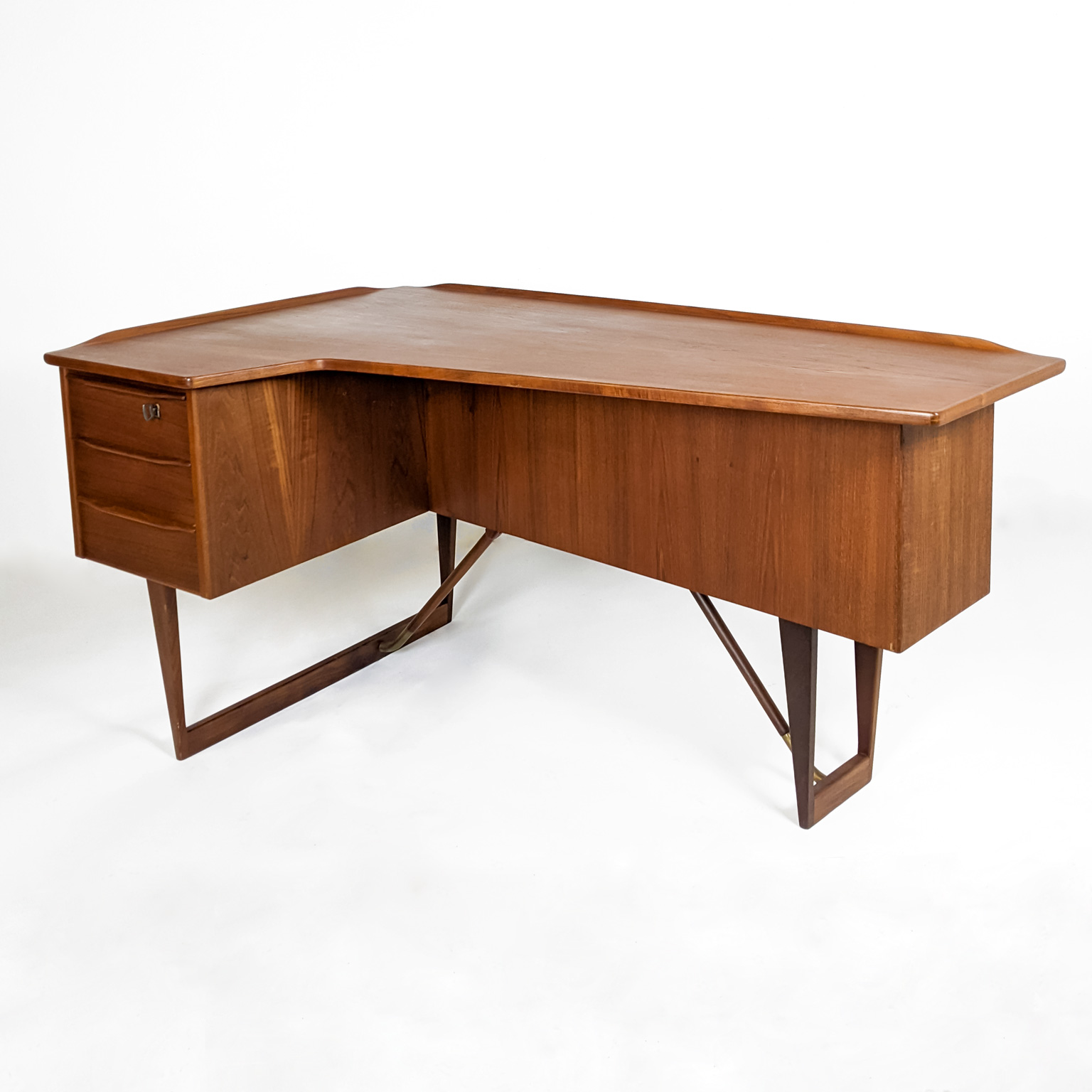 Bureau vintage danois en teck des années 60