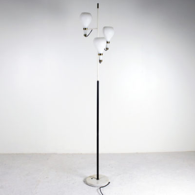 Vintage floor lamp from the 50's, by Stilnovo, three opaline globes, black lacquered metal and brass structure, marble base.