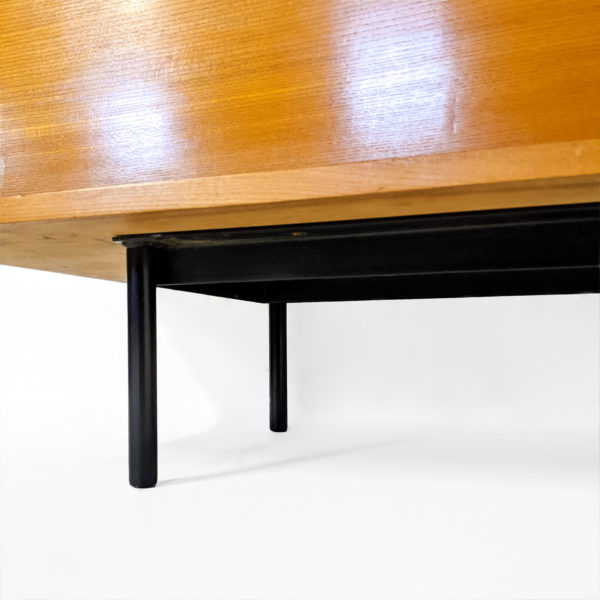 Enfilade vintage d’Alain Richard, édition Meubles TV, 1950
