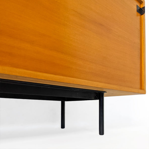 Enfilade vintage d’Alain Richard, édition Meubles TV, 1950