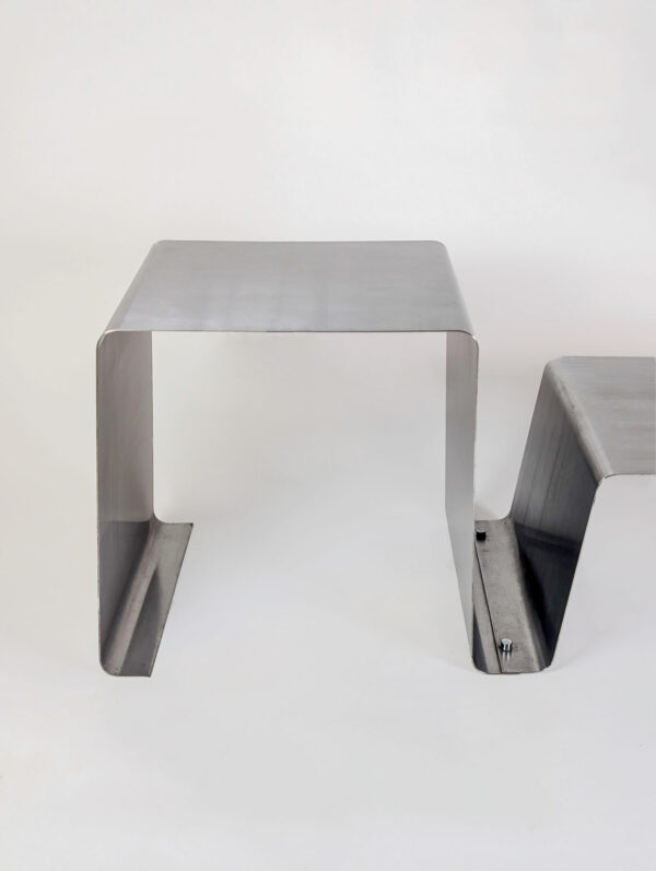 Table basse et tabouret en inox, bureau d'étude Roche Bobois, 1970 – Image 4