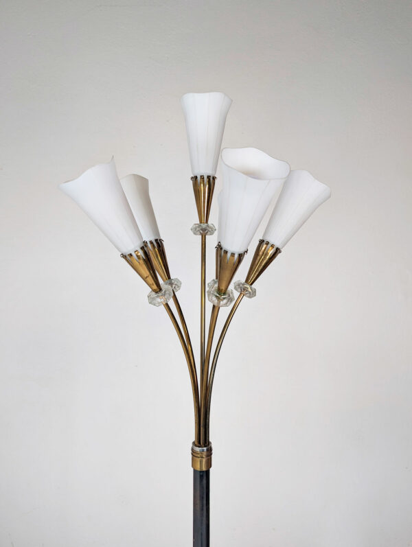 Lampadaire en métal, laiton et opaline, 1950 – Image 6