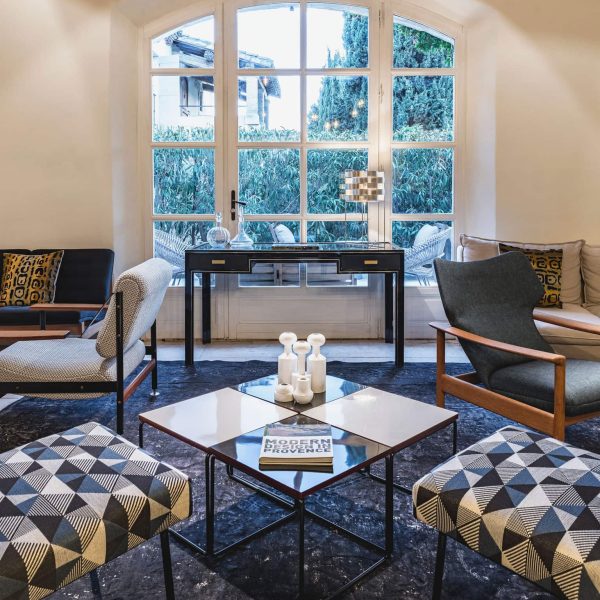 Hameau des Baux : décoration d’un hôtel 5 étoiles en Provence par Emmanuelle Vidal